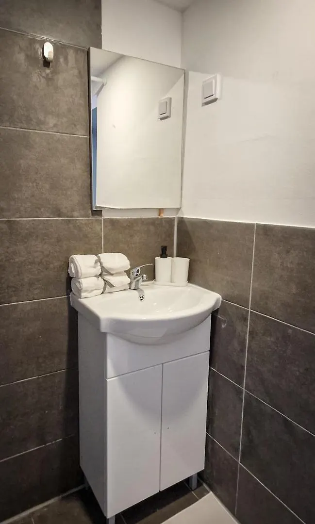 Red Viking Tiny Apartments ブダペスト